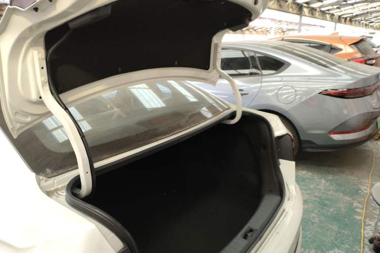 Used Venucia D60 2023 PLUS 1.6L XL CVT Yue Ling Edition
