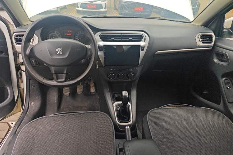 Used Peugeot 301 2016 1.6L Manual Comfort Edition
