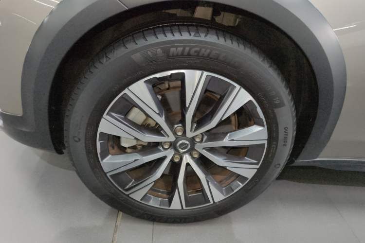 Used Volvo V90 2022 Cross Country B5 AWD Smart Range Edition
