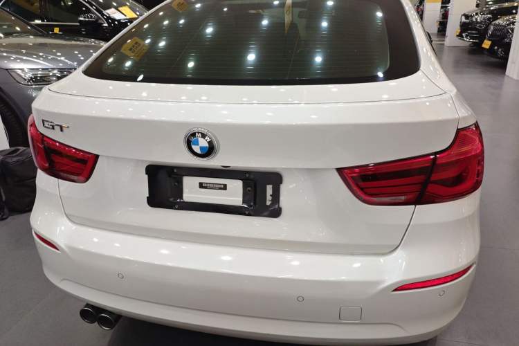 Used BMW 3 Series GT 2019 320i Sport Edition

