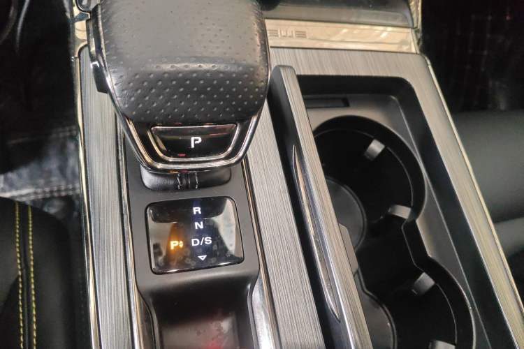 Used Roewe RX5 2021 PLUS 330TGI Automatic National Style Smart Enjoyment Edition
