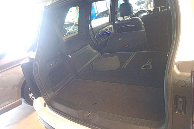 Used GAC Trumpchi GS8 2022 Flagship Series 2.0 TGDI Two-Wheel-Drive Prestige Edition (7 Seats)
