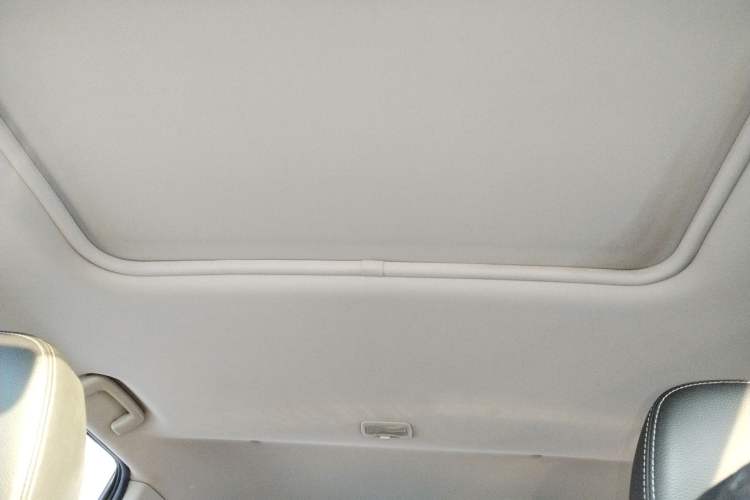 Used Mitsubishi Outlander 2018 2.0L Two-Wheel Drive Glory Edition 5 Seats
