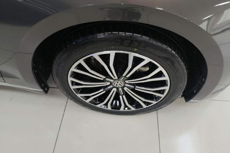 Used Volkswagen Phideon 2016 380TSI Two-Wheel-Drive Supreme Edition