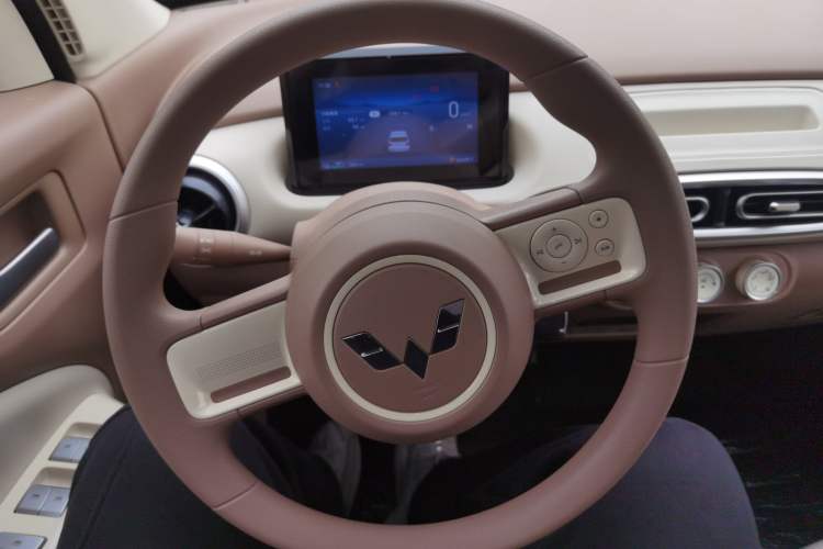 Used Wuling Hongguang MINIEV 2025 Four-Door Version Advanced Edition