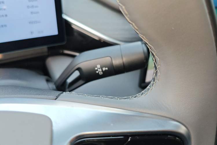 Used  L6 2025 EM-i 140km Starship Edition
