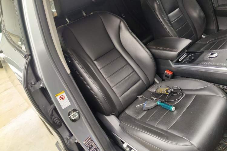 Used Wey VV5 2017 2.0T Ultra-Luxury Version
