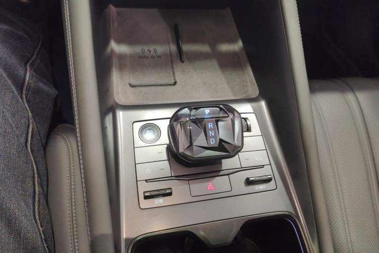 Used BYD Song L EV 2025 Intelligent Driving Version 662 km LiDAR Excellence Edition