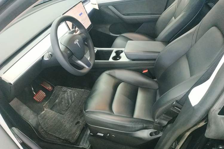 Used Tesla Model Y 2024 Rear-Wheel-Drive Version
