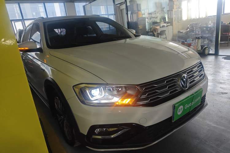 Used Volkswagen C-TREK 2018 230TSI DSG Comfort Model
