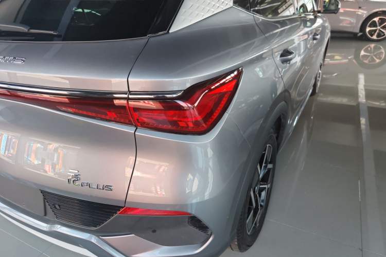 Used BYD Yuan PLUS 2024 Honor Edition 510KM Beyond Model
