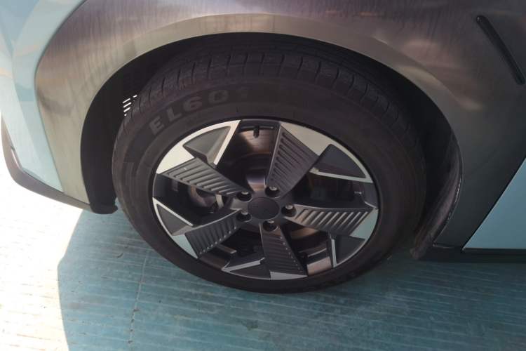 Used AION Y 2022 70 Intelligent Edition Lithium Iron Phosphate
