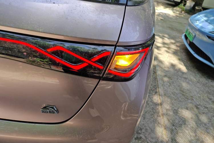 Used BYD Dolphin 2021 405 km Fashion Edition
