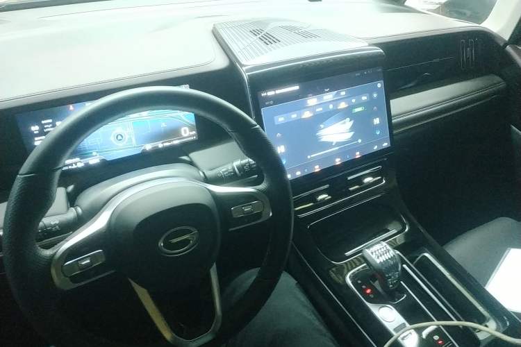 Used GAC Trumpchi M8 2024 Master Series 400T Prestige Edition
