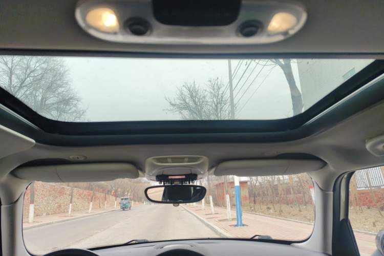 Used  MINI 2015 1.5T COOPER Fun Five-Door Edition