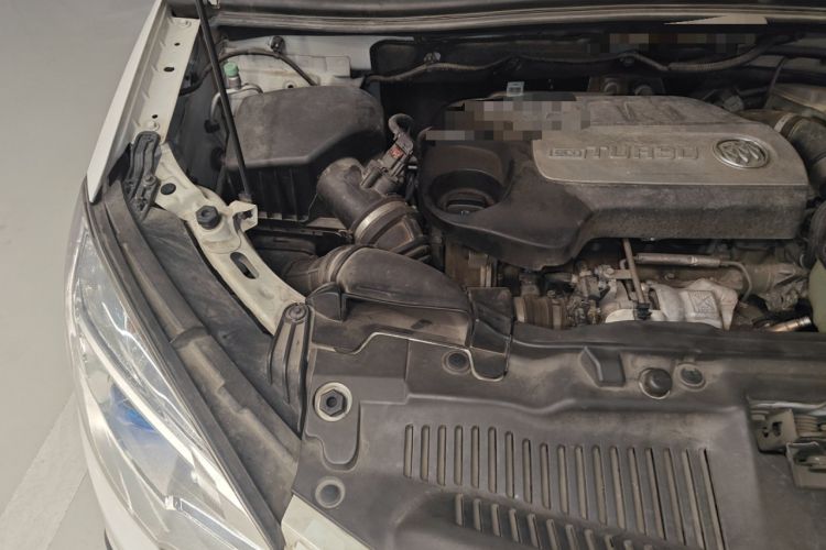 Used Buick Encore 2015 1.4T Automatic Two-Wheel Drive Urban Elite Version
