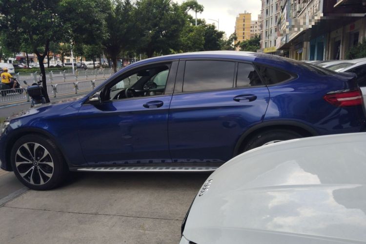 Used Mercedes-Benz GLC Coupe 2017 GLC 260 4MATIC Coupe SUV
