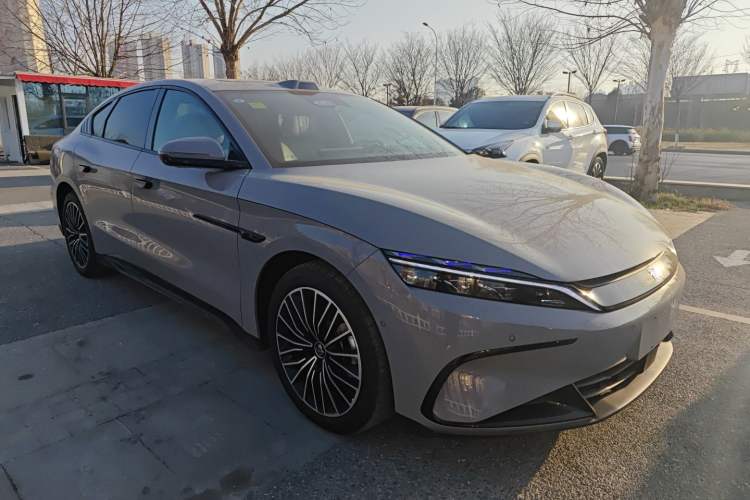Used BYD Han 2025 DM-i Intelligent Driving Edition 125KM LiDAR Flagship Model
