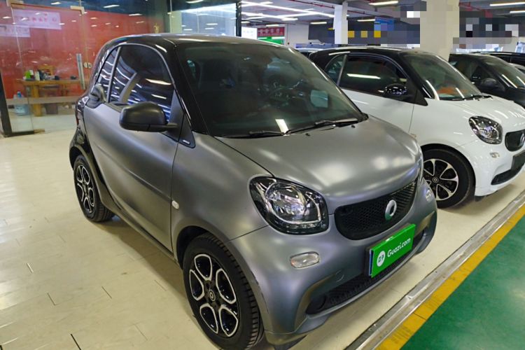 Used  fortwo 2019 0.9T 66kW Hardtop Wind Power Edition China VI
