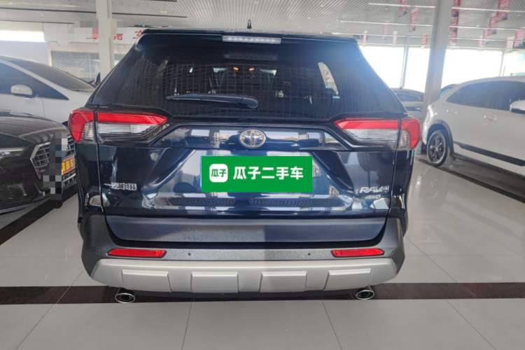 Used Toyota RAV4 2022 2.0L CVT 4x4 Style Plus Edition