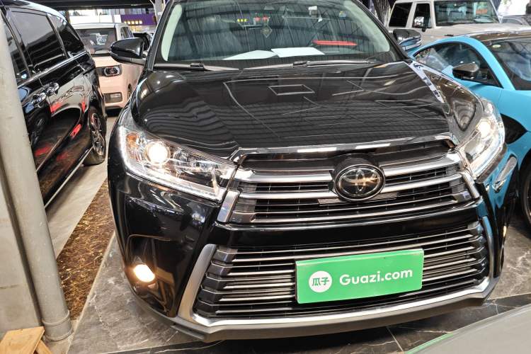 Used Toyota Highlander 2018 2.0T Four-Wheel Drive Prestige Version 7 Seats China VI Standard