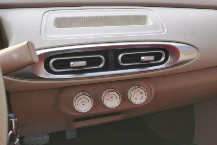 Used Wuling Hongguang MINIEV 2025 Four-Door Version Advanced Edition