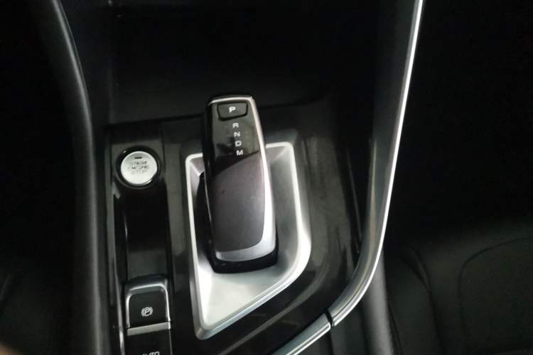 Used Dongfeng Aeolus AX7 2020 1.6T Automatic AI Navigation Model China VI Standard