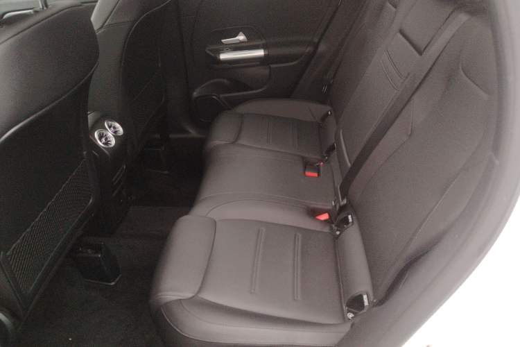 Used Mercedes-Benz GLA 2023 GLA 200
