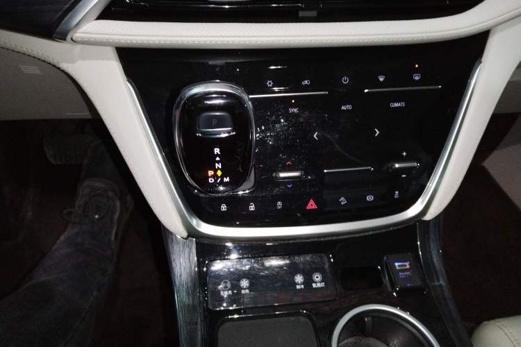 Used Buick GL8 2022 ES Landtrek 653T Comfort Edition
