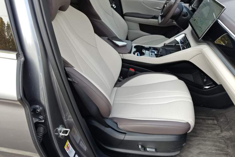 Used BYD Song PLUS New Energy 2025 DM-i Intelligent Driving 160KM Flagship Model
