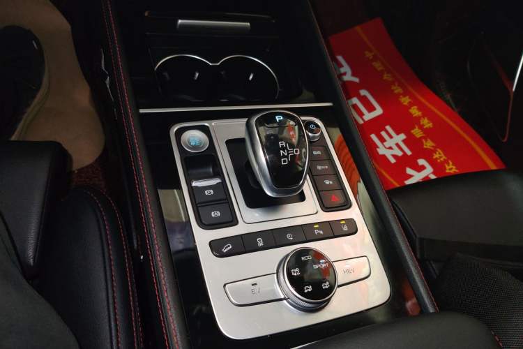 Used BYD Tang New Energy 2018 DM 2.0T All-Wheel Drive Smart Connect Genesis Edition 7 Seats China V Emission Standard
