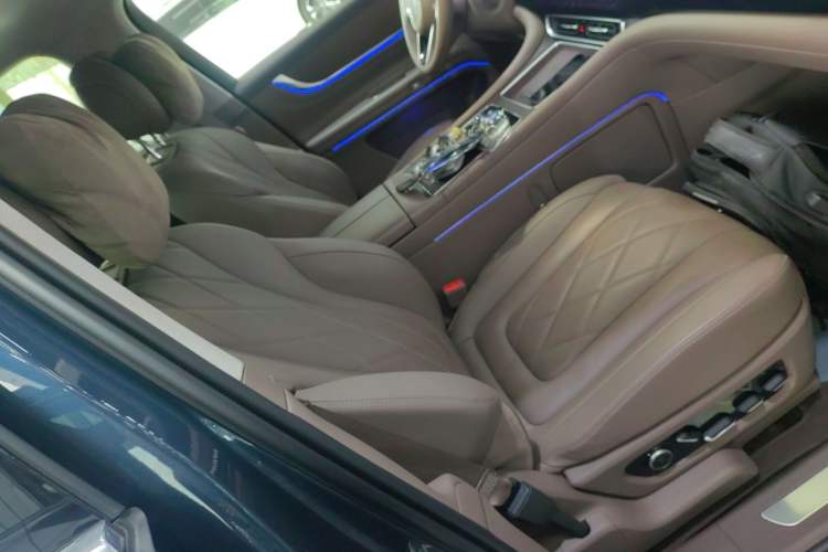 Used Hima AITO M9 2024 Range-Extended Ultra Version 52 kWh 5-Seater Model