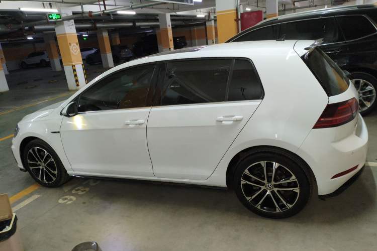 Used Volkswagen Golf 2019 280TSI DSG R-Line Model China V Standard