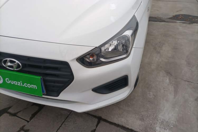 Used Hyundai Verna 2017 1.4L Manual Refreshed Version China VI Standard