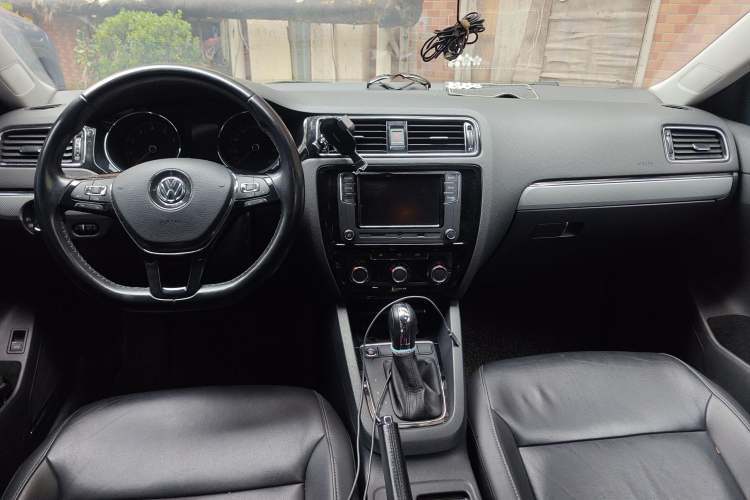 Used Volkswagen Sagitar 2017 1.6L Automatic Comfort Model