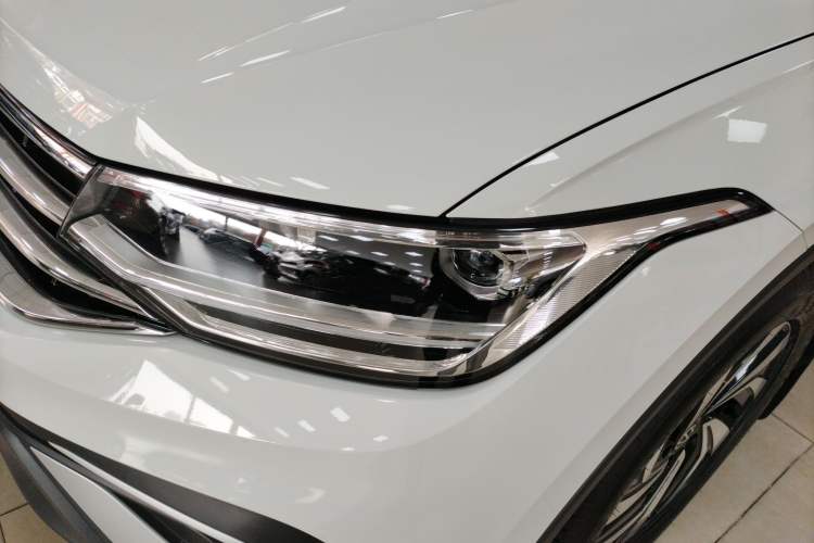 Used Volkswagen Tiguan L 2024 300TSI Automatic Two-Wheel Drive Smart Edition
