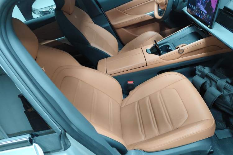 Used  eπ007 2024 All-Electric 620 RuYi Edition