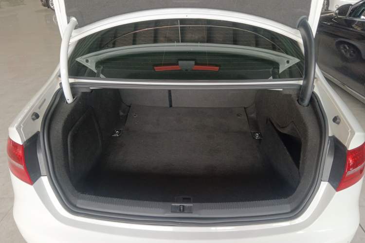 Used Audi A4L 2015 35 TFSI Automatic Standard Model
