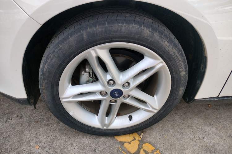 Used Ford Focus 2020 Hatchback Classic 1.5L Automatic Trendy Model
