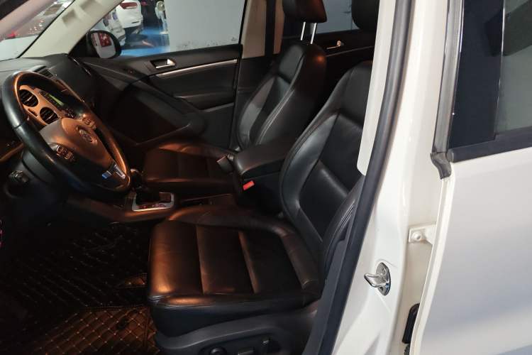 Used Volkswagen Tiguan L 2015 1.8TSI Automatic Two-Wheel Drive Comfort Edition