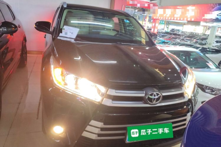 Used Toyota Highlander 2018 2.0T Two-Wheel Drive Elite Edition 5 Seats Emission Standard China V
