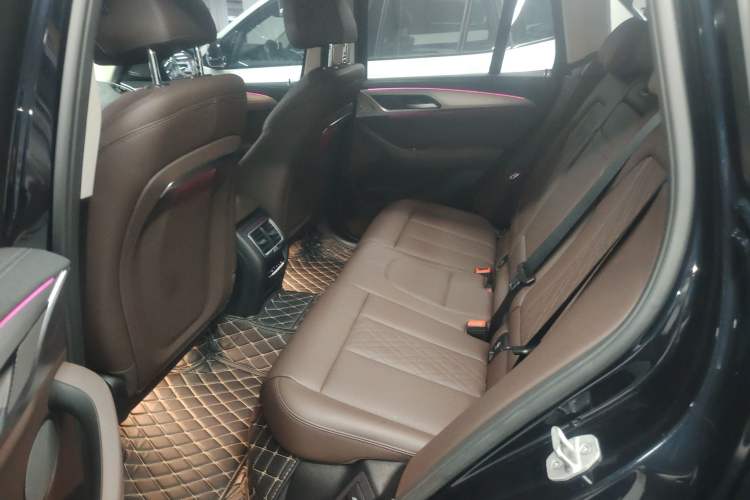 Used BMW iX3 2023 Leading Type
