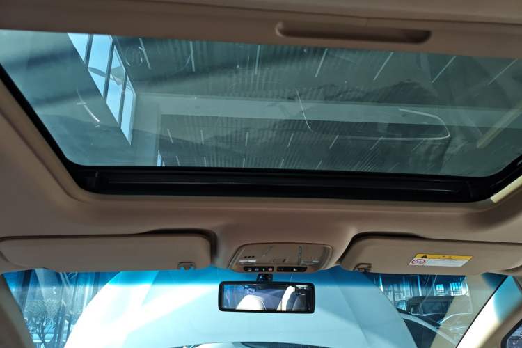 Used Buick GL8 2018 ES 28T Premium Model China VI Standard
