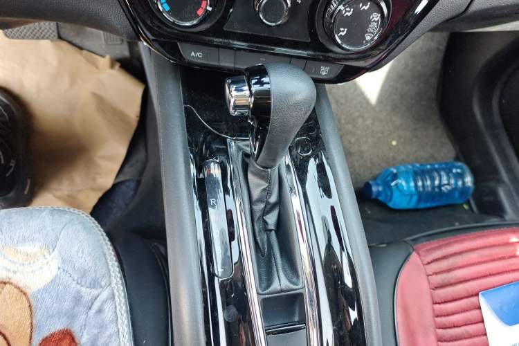 Used Honda Vezel 2017 1.5L CVT 2WD Comfort Model