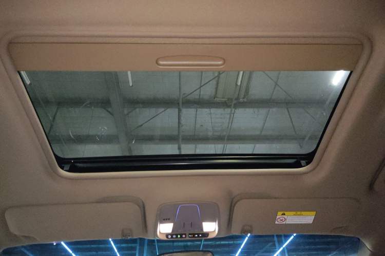 Used Buick GL8 2018 ES 28T Premium Model China VI Standard