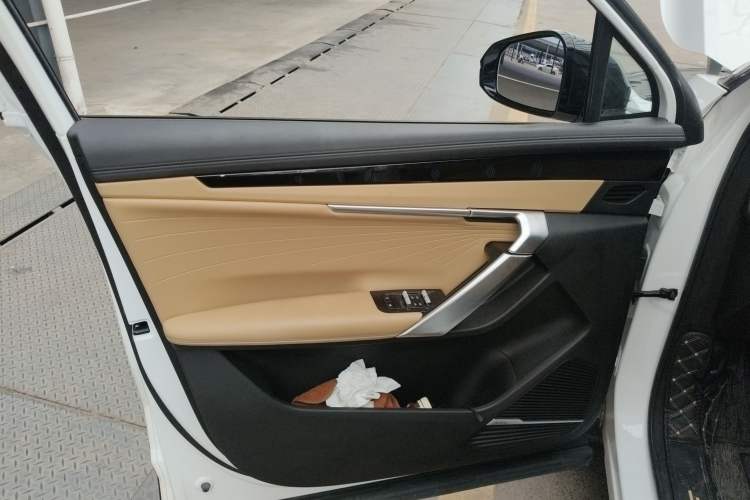 Used Geely Auto FX11 2023 2.0TD DCT Flagship Version