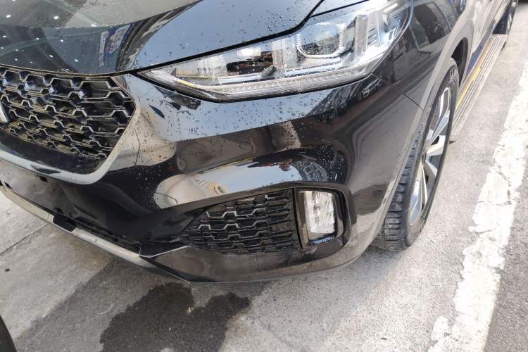 Used Wey VV6 2018 2.0T Two-Wheel Drive Flagship Version China V Standard
