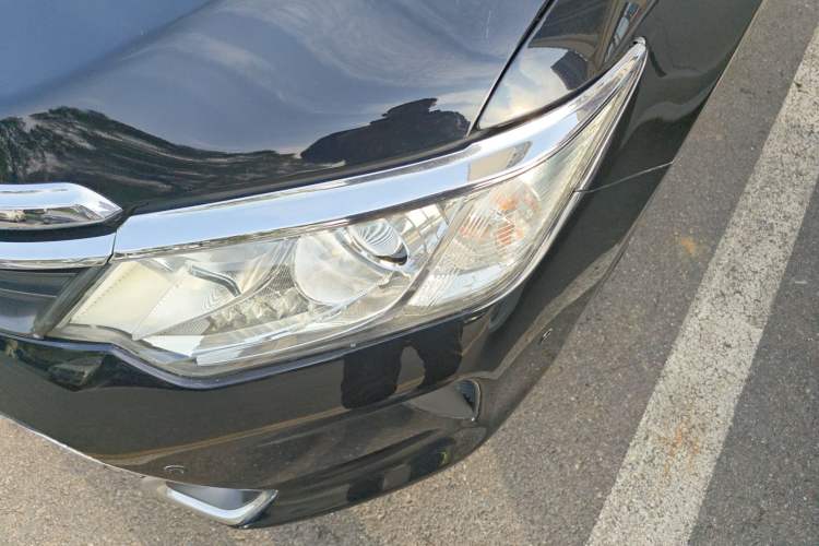 Used Toyota Camry 2015 2.0G Premier Edition
