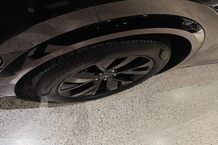 Used Li Auto L7 2023 Pro Model
