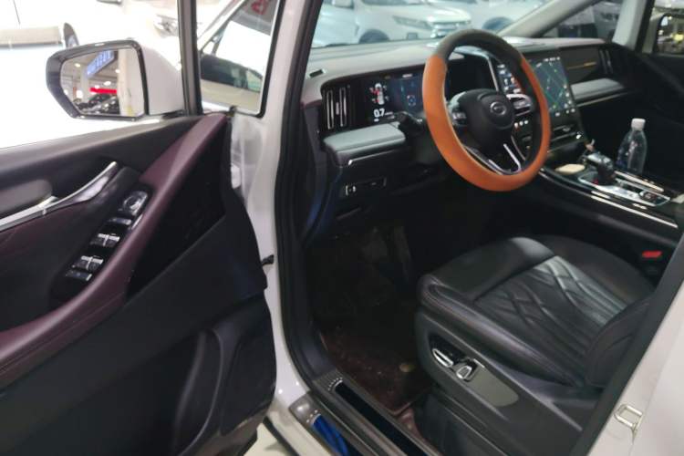 Used GAC Trumpchi M8 2024 Master Series 400T Prestige Edition
